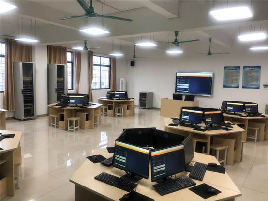 计算机与信息技术实训基地简介